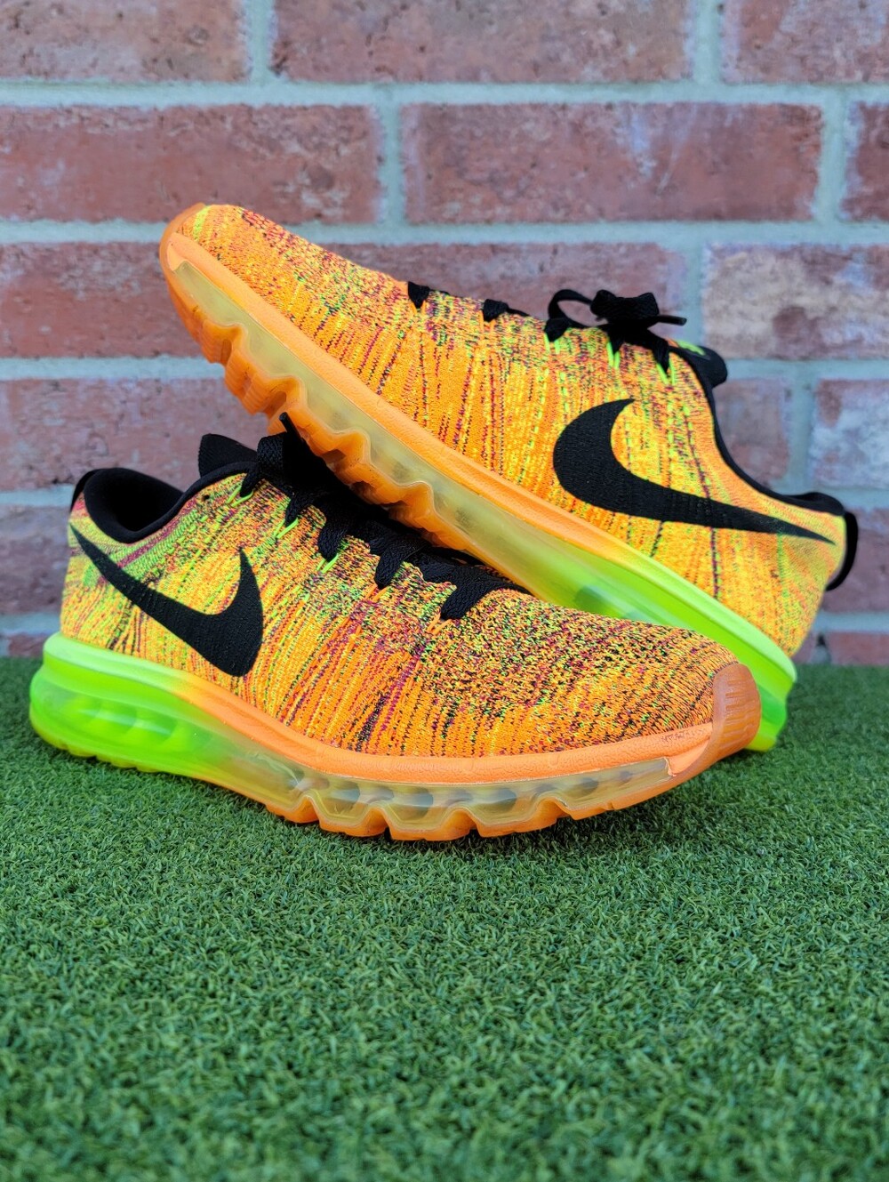 Mens NIKE Air Max Flyknit 2014 ~ SIZE 9.5